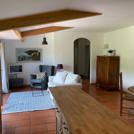Maison Moutas Le Thoronet Ngoại thất bức ảnh